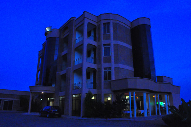 Faraja Hotel Ruhengeri Exterior foto